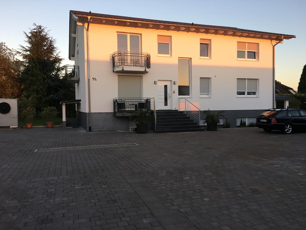 Grefenstein Apartment Етенхайм Екстериор снимка